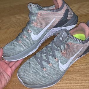 Nike metcon shoes